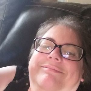 Meet your Posher, Leanne